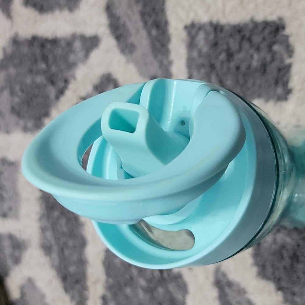 shaker bottle - Picture 2 of 4